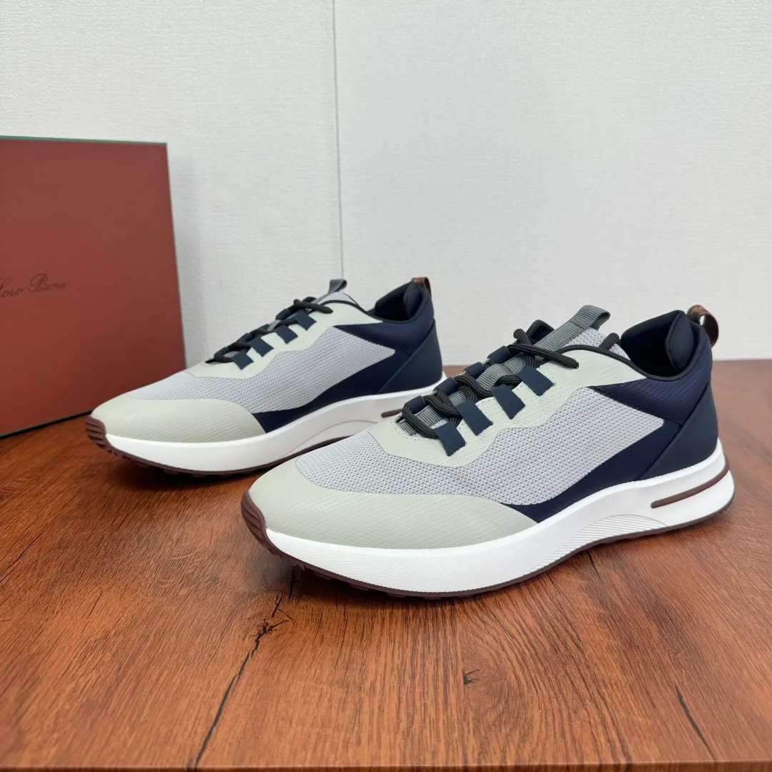 Batch 760 Loro Piana mesh cowhide stitching casual sports men's shoes LP jogging shoes OEM original soles feel free to enter the counter! This casual shoe is knitted from Wind fiber, giving it a unique three-dimensional effect. The unique silhouette narrows slightly at the midsection and is embellished with nappa leather details. The lightweight rubber sole and studs on the edge enhance traction and stability, and functional details full of modern aesthetics add a sporty style to the shoe. The upper uses a hot-melt edge-sealing process. The lightweight technical material of the Kummel-colored rubber outsole is inlaid with cushioning pads on the inside of the sole to distribute the weight more evenly and reduce the load during walking. The leather eyelets are directly set on the upper fixed to the sole to ensure stability. The rear is equipped with cushioning pads to improve wearing comfort. The full package of the counter comes with a shoelace insole. Multiple colors available! Fabric: 100% nylon Decoration: 100% cow leather Accessories: 100% polyurethane Size: 39-40-41-42-43-44 Standard leather shoe size (38/45 can be customized and returns and exchanges are not supported) Item number: FAM1718 white blue